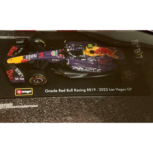 Bburago Oracle Red Bull Racing Formula 1 F1 1:43 Scale Die Cast Metal 6 … - Picture 9 of 9